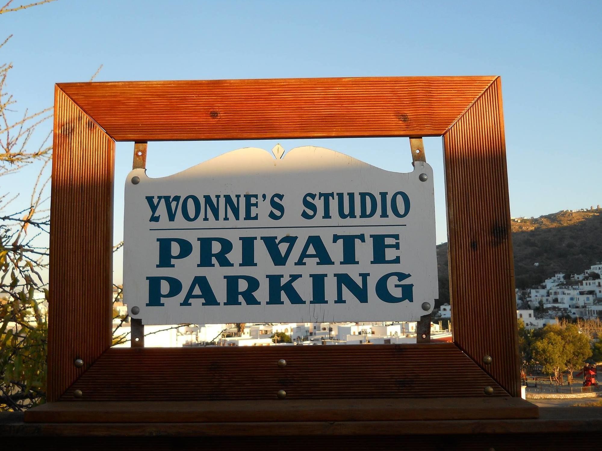 Yvonni Studios Skála Exteriör bild